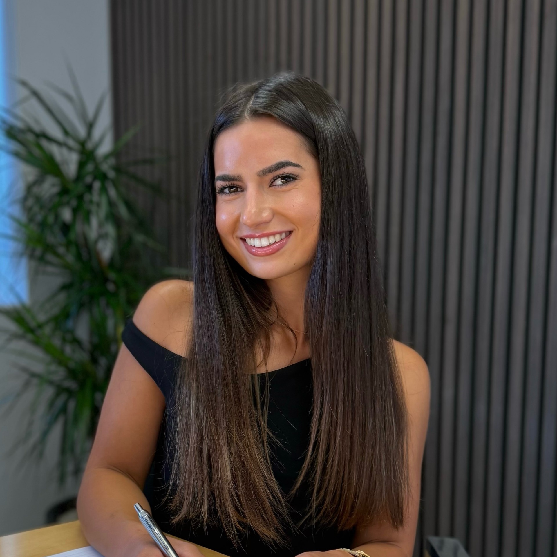 Nikki Unsain